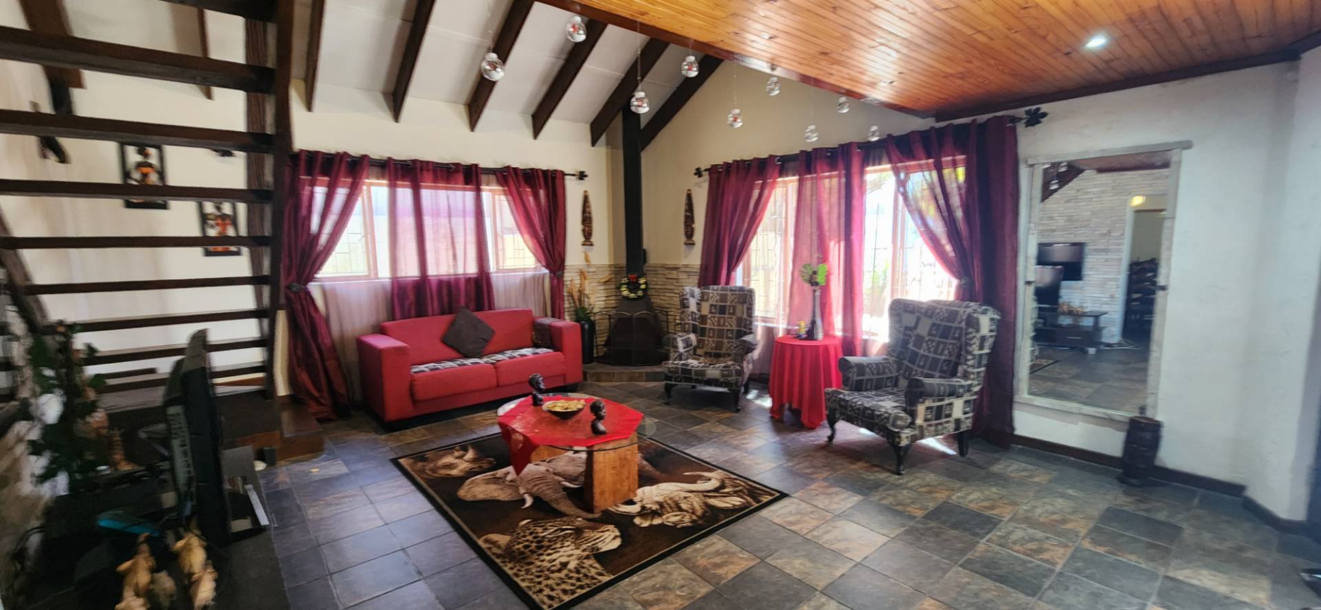 5 Bedroom Property for Sale in Ottery Western Cape